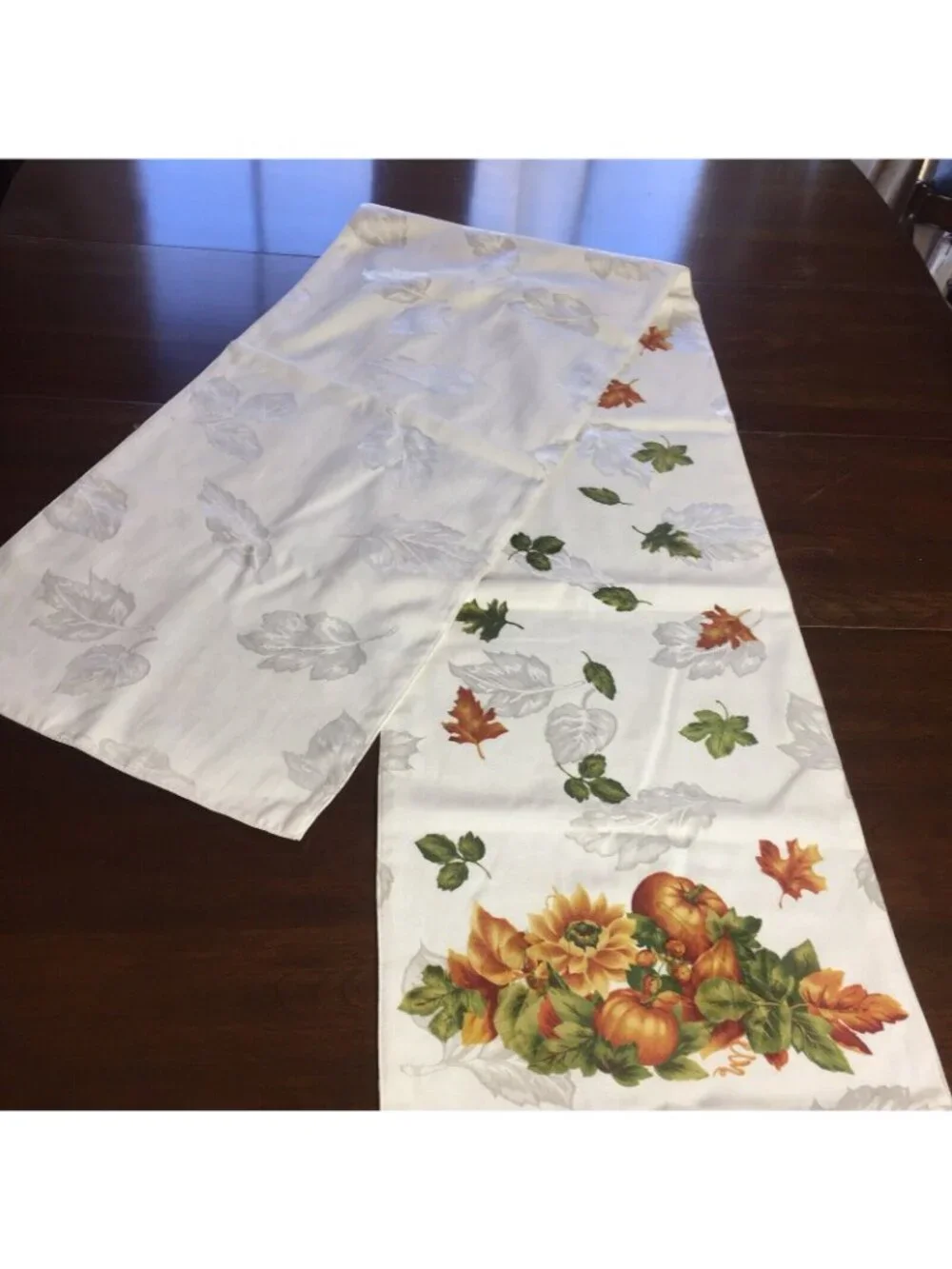 Thanksgiving Fall Table Runner Pumpkins Oak leaves lined 69 x 14